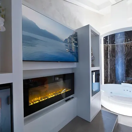 Vip's Luxury & 4*