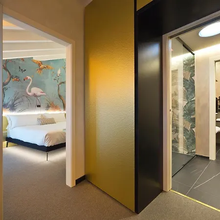 Vip's Luxury & 4*