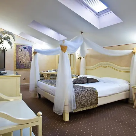 Vip's Luxury & 4* Lonato